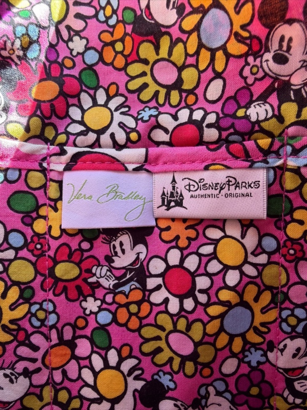 Disney Parks Vera Bradley Hipster Crossbody “Just Mousing Around” Like New - Picture 8 of 17